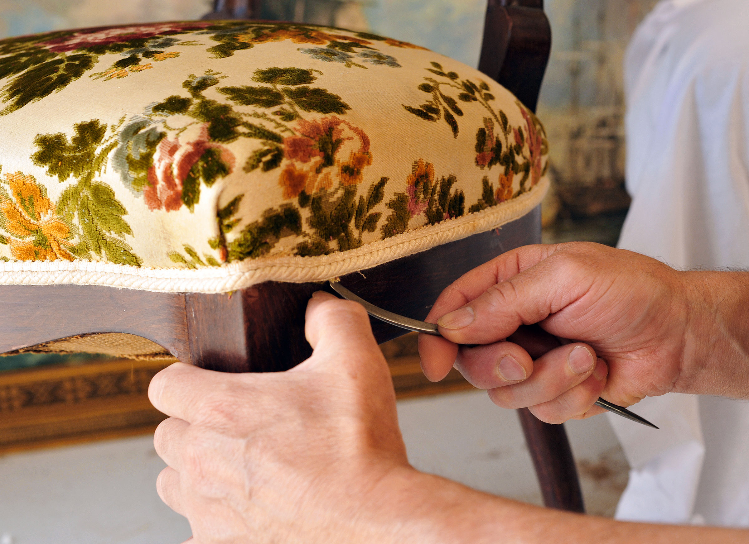 Restauration d'une assise de chaise : les différentes étapes